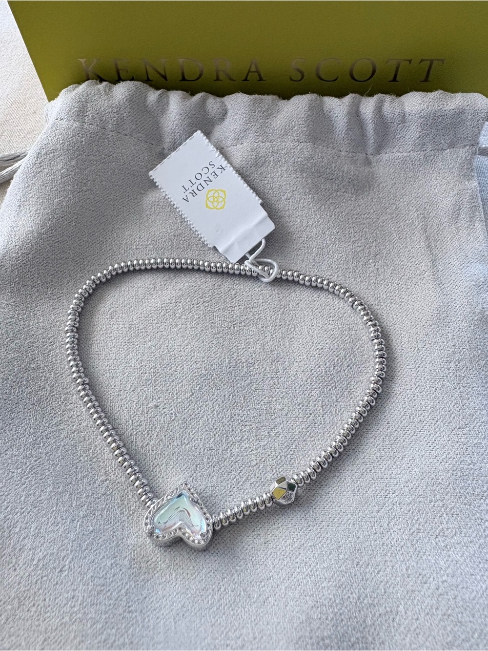 Kendra Scott Ari Heart Silver Stretch Bracelet in Ivory Mother-of-Pearl